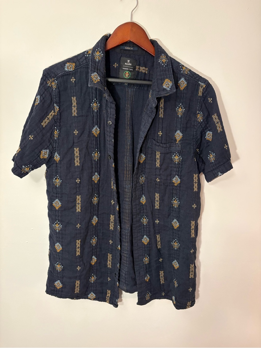 Roark Manawa Tapu Navy Embroidered Short Sleeve Button Up Shirt — Size L 🌴